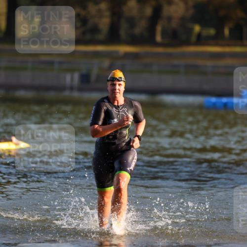 08.09.2024 - Stadtparktriathlon Michael Strokosch http://msf.ph/oto/7022950 08.09.2024 09:10:00 Schwimmen 169, 179 meine-sportfotos.de