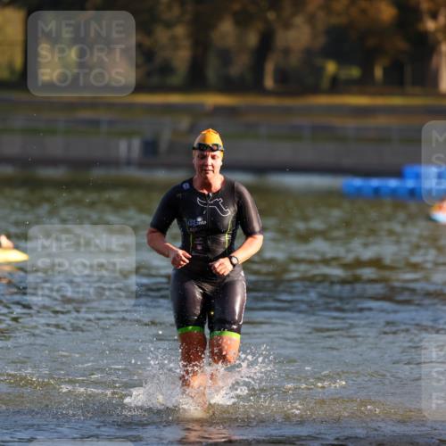 08.09.2024 - Stadtparktriathlon Michael Strokosch http://msf.ph/oto/7022959 08.09.2024 09:10:00 Schwimmen 169, 179 meine-sportfotos.de