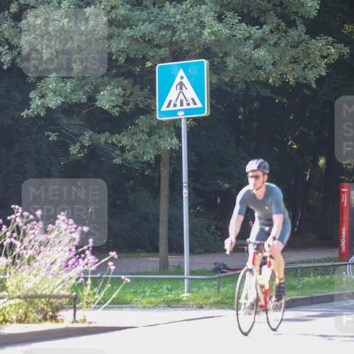 08.09.2024 - Stadtparktriathlon Zöllner http://msf.ph/oto/7023047 08.09.2024 10:38:30 Radfahren 346, 353, 390, 403, 436, 437 meine-sportfotos.de