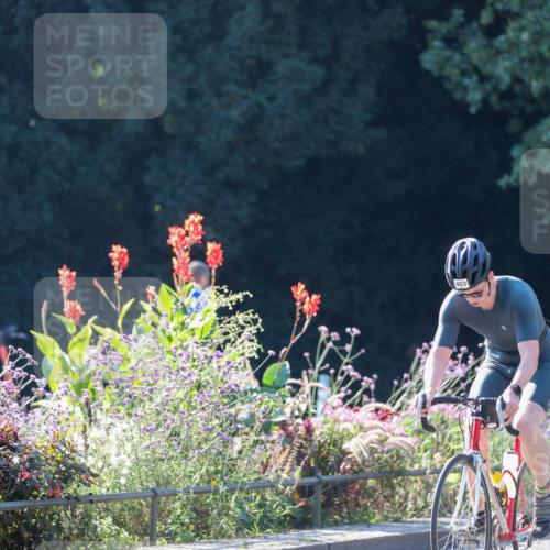 08.09.2024 - Stadtparktriathlon Zöllner http://msf.ph/oto/7023057 08.09.2024 10:38:30 Radfahren 346, 353, 390, 403, 436, 437 meine-sportfotos.de