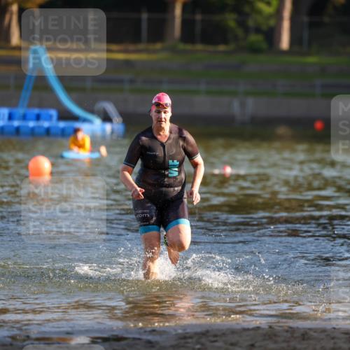 08.09.2024 - Stadtparktriathlon Michael Strokosch http://msf.ph/oto/7023069 08.09.2024 09:10:08 Schwimmen 179 meine-sportfotos.de