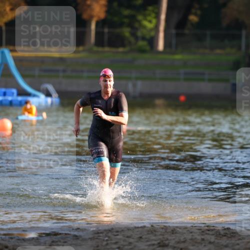 08.09.2024 - Stadtparktriathlon Michael Strokosch http://msf.ph/oto/7023086 08.09.2024 09:10:08 Schwimmen 179 meine-sportfotos.de