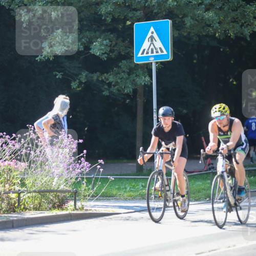 08.09.2024 - Stadtparktriathlon Zöllner http://msf.ph/oto/7023106 08.09.2024 10:38:38 Radfahren 346, 353, 390, 392, 437, 440 meine-sportfotos.de