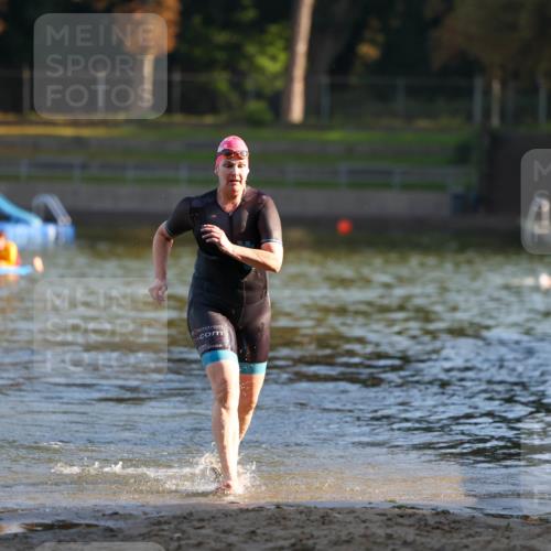 08.09.2024 - Stadtparktriathlon Michael Strokosch http://msf.ph/oto/7023110 08.09.2024 09:10:09 Schwimmen 179 meine-sportfotos.de