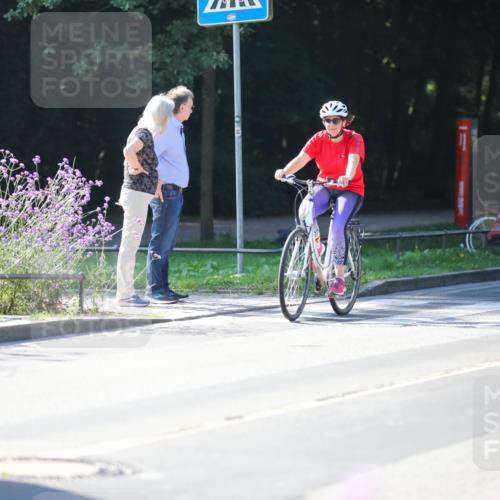 08.09.2024 - Stadtparktriathlon Zöllner http://msf.ph/oto/7023251 08.09.2024 10:39:09 Radfahren 233, 252, 266, 268, 343, 371, 380 meine-sportfotos.de