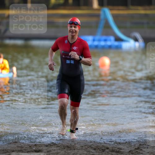 08.09.2024 - Stadtparktriathlon Michael Strokosch http://msf.ph/oto/7023264 08.09.2024 09:10:43 Schwimmen 148 meine-sportfotos.de