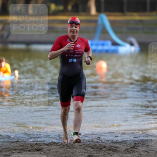 08.09.2024 - Stadtparktriathlon Michael Strokosch http://msf.ph/oto/7023270 08.09.2024 09:10:43 Schwimmen 148 meine-sportfotos.de
