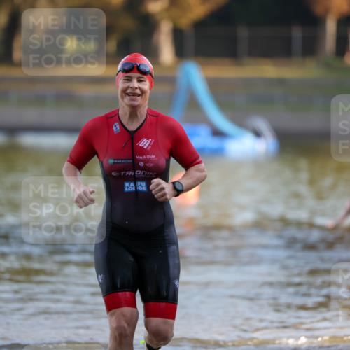 08.09.2024 - Stadtparktriathlon Michael Strokosch http://msf.ph/oto/7023287 08.09.2024 09:10:44 Schwimmen 148 meine-sportfotos.de