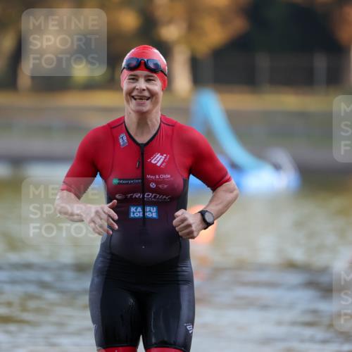 08.09.2024 - Stadtparktriathlon Michael Strokosch http://msf.ph/oto/7023297 08.09.2024 09:10:45 Schwimmen 148 meine-sportfotos.de