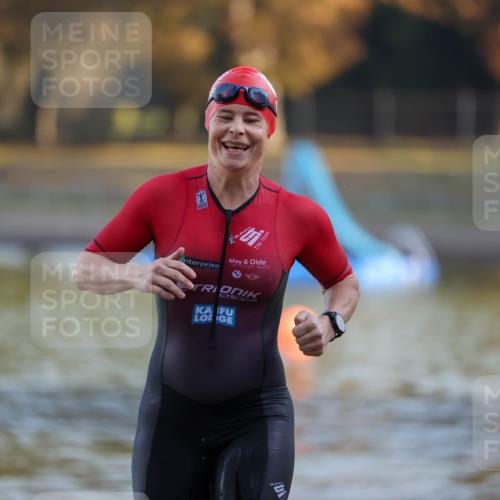 08.09.2024 - Stadtparktriathlon Michael Strokosch http://msf.ph/oto/7023303 08.09.2024 09:10:45 Schwimmen 148 meine-sportfotos.de