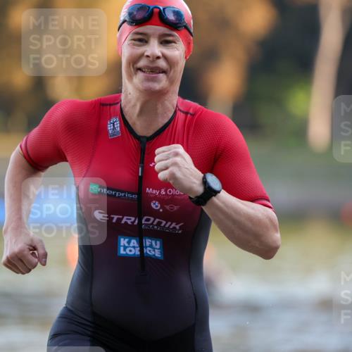 08.09.2024 - Stadtparktriathlon Michael Strokosch http://msf.ph/oto/7023327 08.09.2024 09:10:47 Schwimmen 148 meine-sportfotos.de