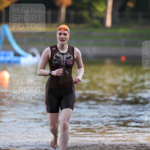 08.09.2024 - Stadtparktriathlon Michael Strokosch http://msf.ph/oto/7023375 08.09.2024 09:11:00 Schwimmen 141 meine-sportfotos.de