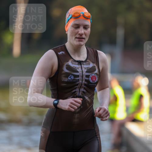 08.09.2024 - Stadtparktriathlon Michael Strokosch http://msf.ph/oto/7023409 08.09.2024 09:11:02 Schwimmen 141 meine-sportfotos.de