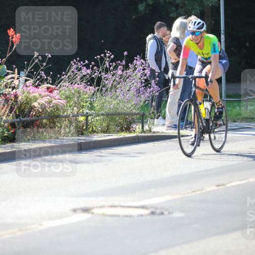 08.09.2024 - Stadtparktriathlon Zöllner http://msf.ph/oto/7023413 08.09.2024 10:39:38 Radfahren 278, 281, 292, 366, 372, 416 meine-sportfotos.de