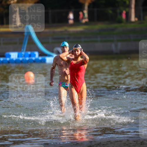 08.09.2024 - Stadtparktriathlon Michael Strokosch http://msf.ph/oto/7023438 08.09.2024 09:44:42 Schwimmen 201, 221, 234 meine-sportfotos.de