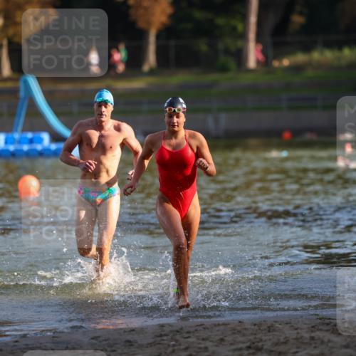 08.09.2024 - Stadtparktriathlon Michael Strokosch http://msf.ph/oto/7023446 08.09.2024 09:44:43 Schwimmen 201, 221, 234 meine-sportfotos.de