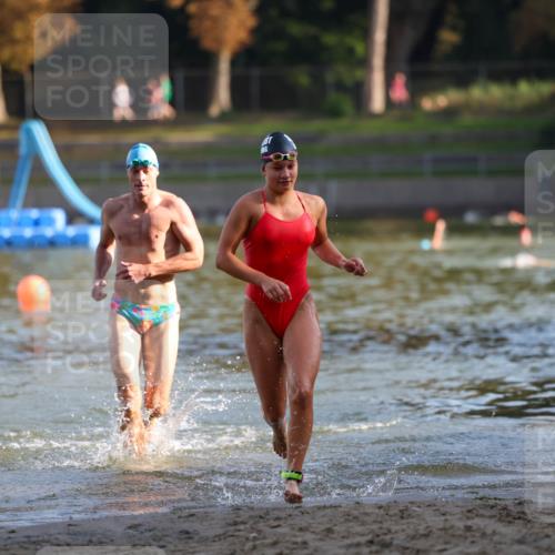 08.09.2024 - Stadtparktriathlon Michael Strokosch http://msf.ph/oto/7023449 08.09.2024 09:44:43 Schwimmen 201, 221, 234 meine-sportfotos.de