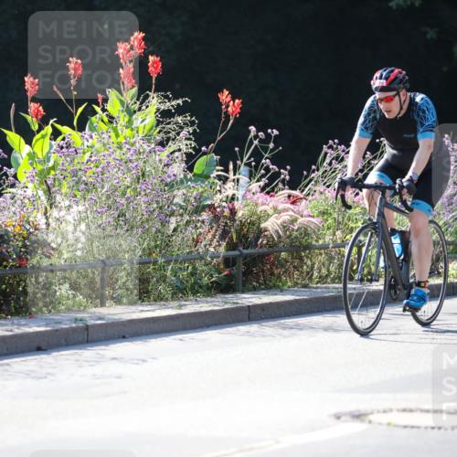 08.09.2024 - Stadtparktriathlon Zöllner http://msf.ph/oto/7023501 08.09.2024 10:39:52 Radfahren 271, 280, 345, 376, 416, 417, 425 meine-sportfotos.de
