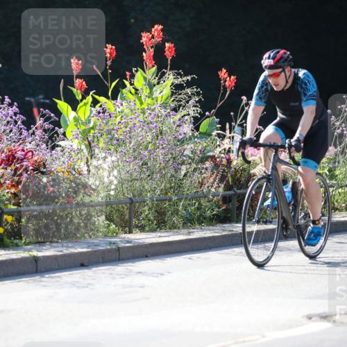08.09.2024 - Stadtparktriathlon Zöllner http://msf.ph/oto/7023508 08.09.2024 10:39:53 Radfahren 271, 280, 345, 376, 417, 425 meine-sportfotos.de