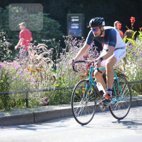 08.09.2024 - Stadtparktriathlon Zöllner http://msf.ph/oto/7023571 08.09.2024 10:40:07 Radfahren 395, 406, 429 meine-sportfotos.de