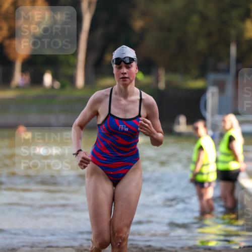 08.09.2024 - Stadtparktriathlon Michael Strokosch http://msf.ph/oto/7023587 08.09.2024 09:45:22 Schwimmen 184 meine-sportfotos.de