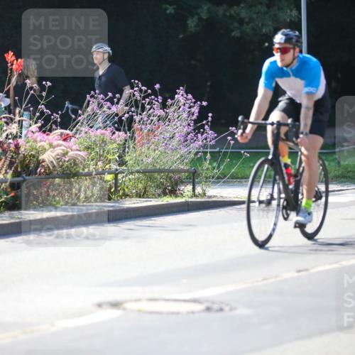08.09.2024 - Stadtparktriathlon Zöllner http://msf.ph/oto/7023591 08.09.2024 10:40:10 Radfahren 395, 406, 429, 454 meine-sportfotos.de