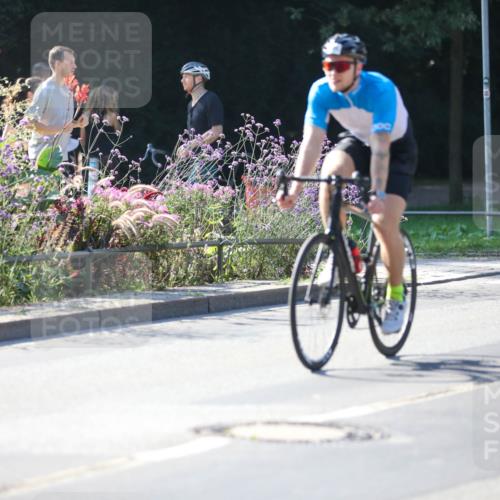 08.09.2024 - Stadtparktriathlon Zöllner http://msf.ph/oto/7023598 08.09.2024 10:40:11 Radfahren 406, 429, 454 meine-sportfotos.de