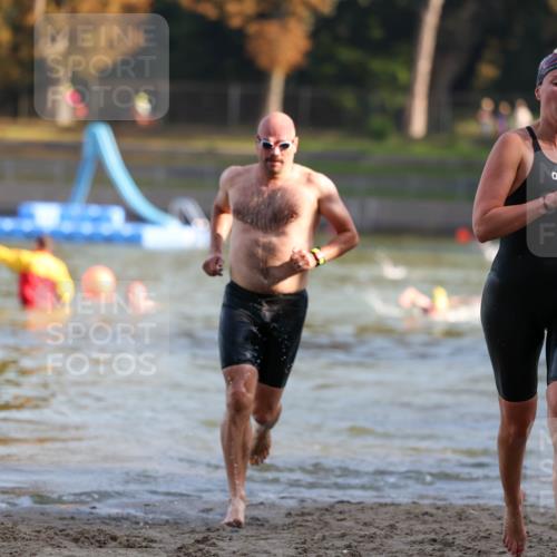 08.09.2024 - Stadtparktriathlon Michael Strokosch http://msf.ph/oto/7023675 08.09.2024 09:46:26 Schwimmen 250, 256 meine-sportfotos.de