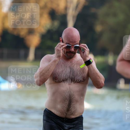 08.09.2024 - Stadtparktriathlon Michael Strokosch http://msf.ph/oto/7023705 08.09.2024 09:46:28 Schwimmen 250, 256 meine-sportfotos.de