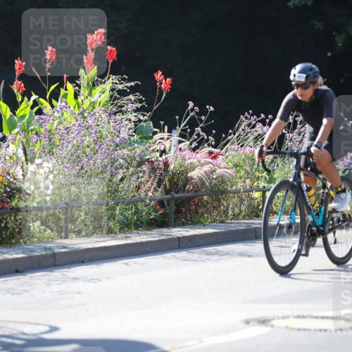08.09.2024 - Stadtparktriathlon Zöllner http://msf.ph/oto/7023737 08.09.2024 10:40:49 Radfahren 263, 265, 302, 335, 394, 444 meine-sportfotos.de