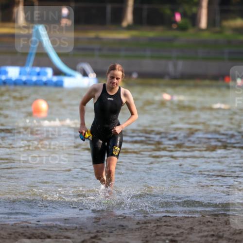 08.09.2024 - Stadtparktriathlon Michael Strokosch http://msf.ph/oto/7023840 08.09.2024 09:46:58 Schwimmen 243 meine-sportfotos.de