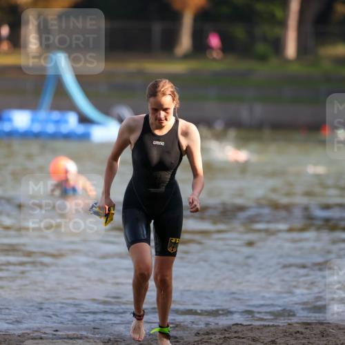 08.09.2024 - Stadtparktriathlon Michael Strokosch http://msf.ph/oto/7023877 08.09.2024 09:47:00 Schwimmen 243 meine-sportfotos.de