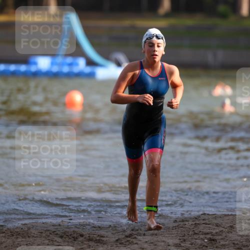 08.09.2024 - Stadtparktriathlon Michael Strokosch http://msf.ph/oto/7023937 08.09.2024 09:47:14 Schwimmen 217 meine-sportfotos.de