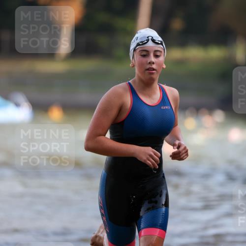 08.09.2024 - Stadtparktriathlon Michael Strokosch http://msf.ph/oto/7023974 08.09.2024 09:47:15 Schwimmen 217 meine-sportfotos.de