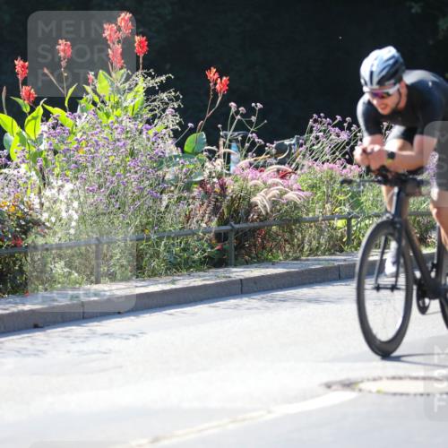 08.09.2024 - Stadtparktriathlon Zöllner http://msf.ph/oto/7024012 08.09.2024 10:42:05 Radfahren 276, 356, 369, 422, 423, 449 meine-sportfotos.de