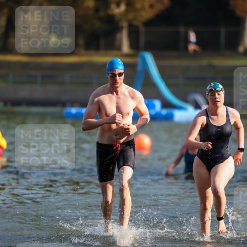 08.09.2024 - Stadtparktriathlon Michael Strokosch http://msf.ph/oto/7024040 08.09.2024 09:47:43 Schwimmen 188, 205, 220, 226, 259 meine-sportfotos.de