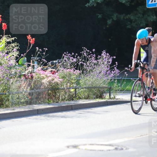 08.09.2024 - Stadtparktriathlon Zöllner http://msf.ph/oto/7024052 08.09.2024 10:42:22 Radfahren 43, 284, 304, 311, 321, 322, 329, 360, 373, 375, 404, 420 meine-sportfotos.de