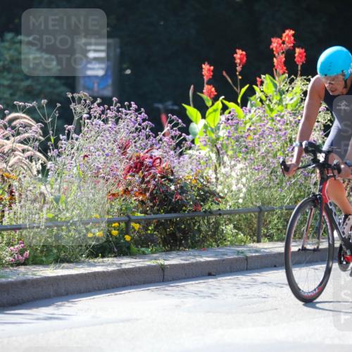 08.09.2024 - Stadtparktriathlon Zöllner http://msf.ph/oto/7024059 08.09.2024 10:42:22 Radfahren 43, 284, 304, 311, 321, 322, 329, 360, 373, 375, 404, 420 meine-sportfotos.de