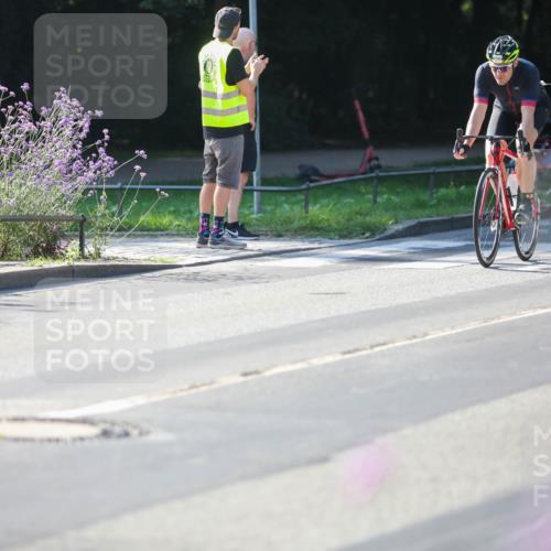 08.09.2024 - Stadtparktriathlon Zöllner http://msf.ph/oto/7024145 08.09.2024 10:42:35 Radfahren 284, 289, 304, 323, 340, 404, 410, 420, 435 meine-sportfotos.de