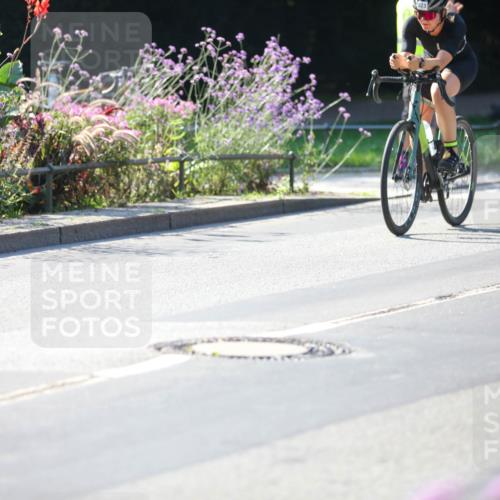 08.09.2024 - Stadtparktriathlon Zöllner http://msf.ph/oto/7024151 08.09.2024 10:42:39 Radfahren 289, 323, 340, 341, 410 meine-sportfotos.de