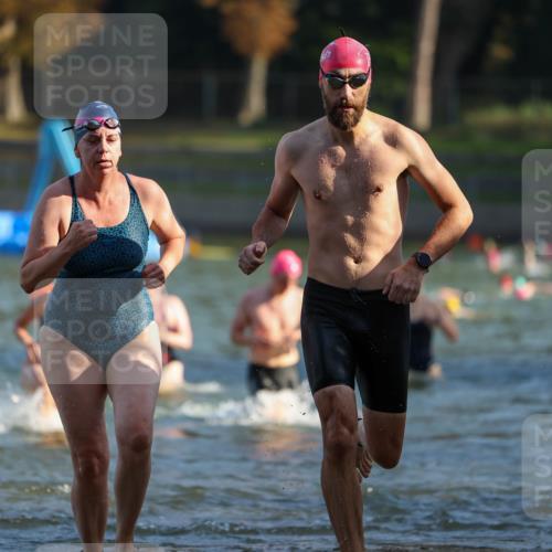 08.09.2024 - Stadtparktriathlon Michael Strokosch http://msf.ph/oto/7024173 08.09.2024 09:47:58 Schwimmen 193, 199, 200, 207, 213, 226, 257, 262 meine-sportfotos.de
