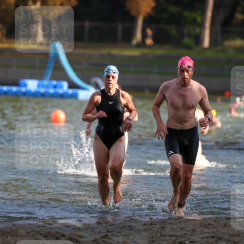 08.09.2024 - Stadtparktriathlon Michael Strokosch http://msf.ph/oto/7024224 08.09.2024 09:48:02 Schwimmen 200, 207, 213, 257, 262 meine-sportfotos.de