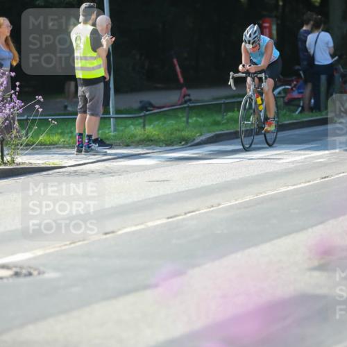 08.09.2024 - Stadtparktriathlon Zöllner http://msf.ph/oto/7024275 08.09.2024 10:43:02 Radfahren 287, 308, 332, 355, 359, 407, 427, 433, 451 meine-sportfotos.de