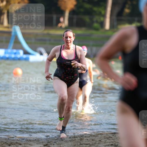 08.09.2024 - Stadtparktriathlon Michael Strokosch http://msf.ph/oto/7024281 08.09.2024 09:48:06 Schwimmen 200, 213, 257, 262 meine-sportfotos.de