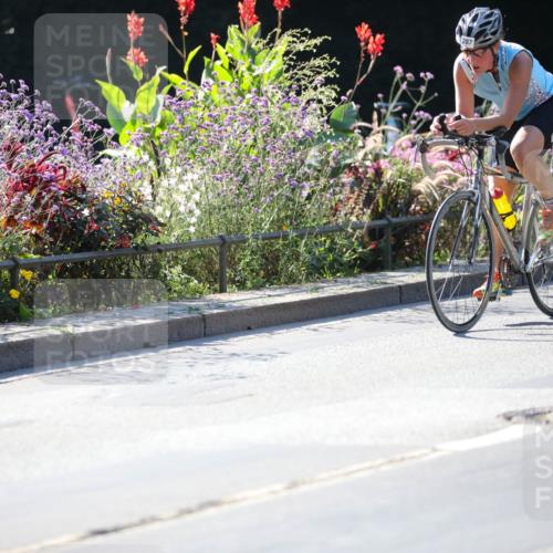08.09.2024 - Stadtparktriathlon Zöllner http://msf.ph/oto/7024285 08.09.2024 10:43:03 Radfahren 287, 308, 332, 355, 407, 427, 433, 451 meine-sportfotos.de