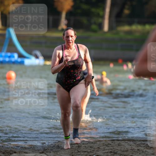 08.09.2024 - Stadtparktriathlon Michael Strokosch http://msf.ph/oto/7024286 08.09.2024 09:48:06 Schwimmen 200, 213, 257, 262 meine-sportfotos.de