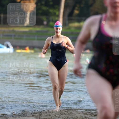08.09.2024 - Stadtparktriathlon Michael Strokosch http://msf.ph/oto/7024321 08.09.2024 09:48:09 Schwimmen 213, 257 meine-sportfotos.de