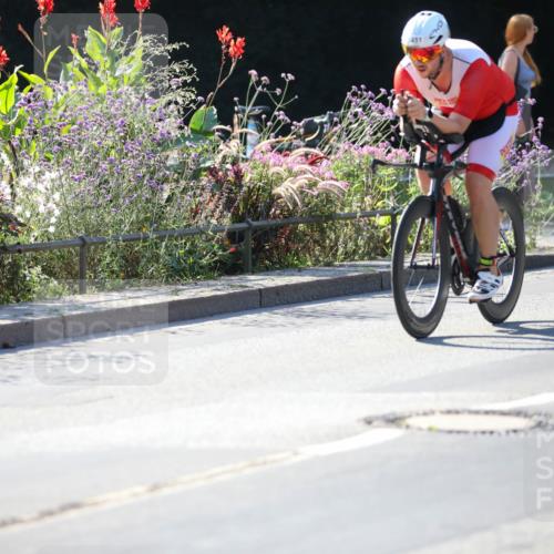 08.09.2024 - Stadtparktriathlon Zöllner http://msf.ph/oto/7024330 08.09.2024 10:43:09 Radfahren 308, 332, 400, 407, 427, 433, 451 meine-sportfotos.de