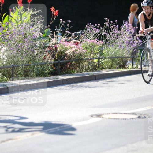 08.09.2024 - Stadtparktriathlon Zöllner http://msf.ph/oto/7024349 08.09.2024 10:43:11 Radfahren 308, 398, 400, 407, 414, 427, 433, 451 meine-sportfotos.de