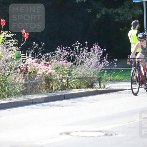 08.09.2024 - Stadtparktriathlon Zöllner http://msf.ph/oto/7024463 08.09.2024 10:43:47 Radfahren 274, 310, 319, 349, 364 meine-sportfotos.de